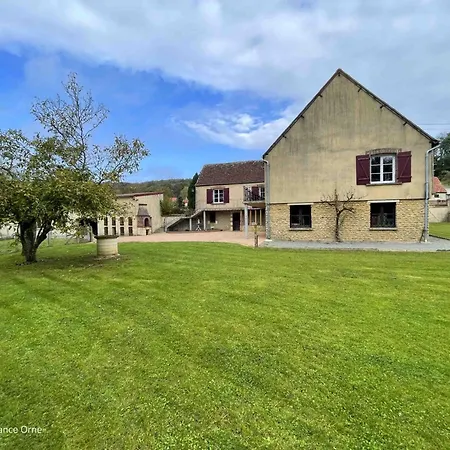 Maison Spacieuse Au Coeur Du Perche, Jardin Clos, Wifi, Animaux Admis - Fr-1-497-232 Moutiers-au-Perche