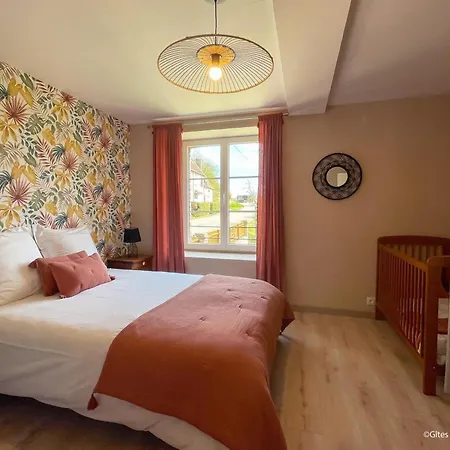 Prázdninový dům Maison Spacieuse Avec Jardin Et Animaux Acceptes, Ideale Pour Famille Ou Amis - Fr-1-497-232